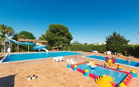 Camping La Pineda de Salou Hotel Exterior photo